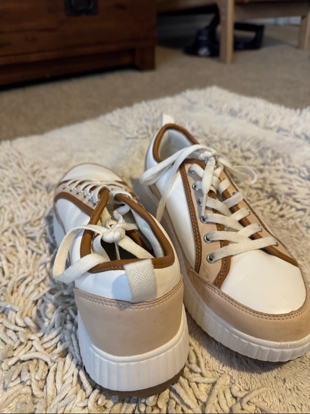 Dream Pairs White and Tan Platform Lace-Up Sneakers